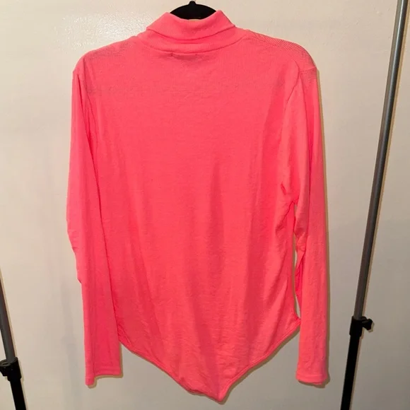Boohoo Neon Pink Long Sleeve Bodysuit - Picture 4 of 4
